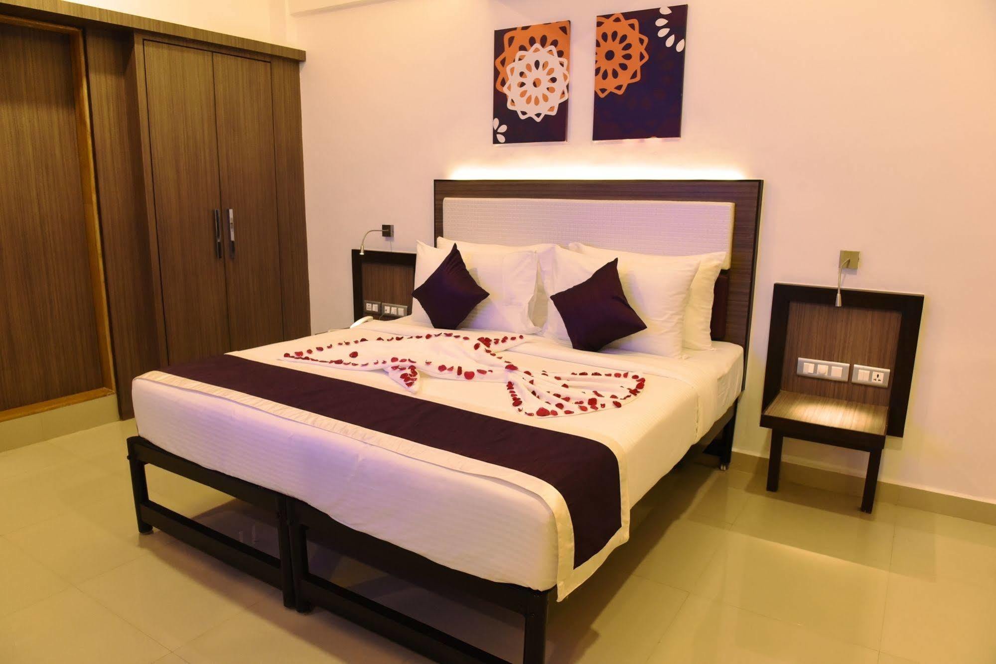 Treehouse Neptune Panaji Esterno foto